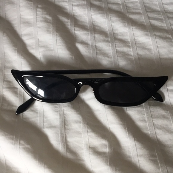 VINTAGE GLASSES - Picture 1 of 3